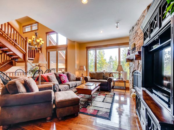Breckenridge Home 953285