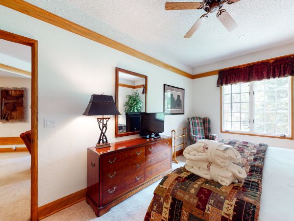 Beaver Creek Bachelor Gulch Condo 953294