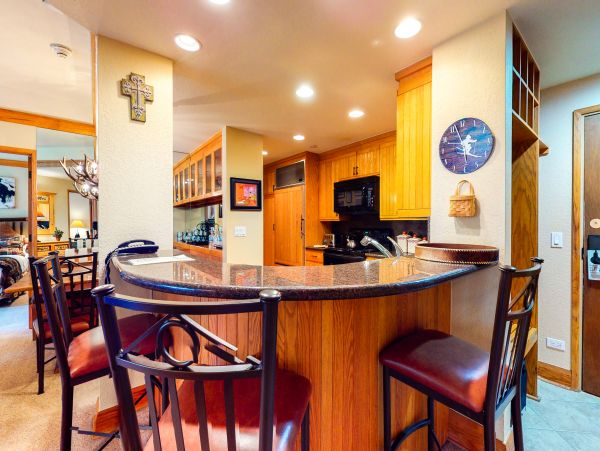 Beaver Creek Bachelor Gulch Condo 953300