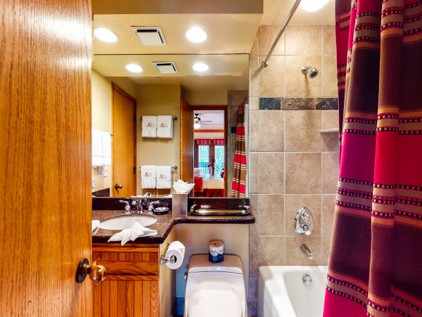 Beaver Creek Bachelor Gulch Condo 953300