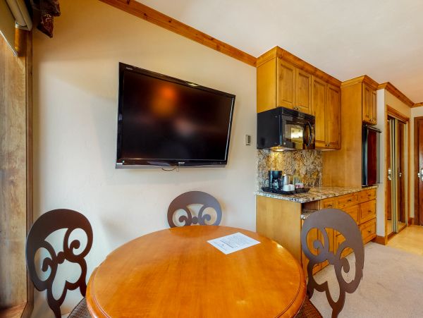 Vail Lionshead Condo 953306