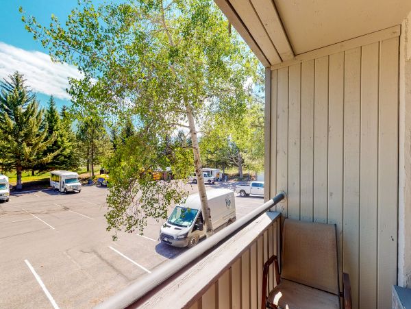 Aspen Home 953323