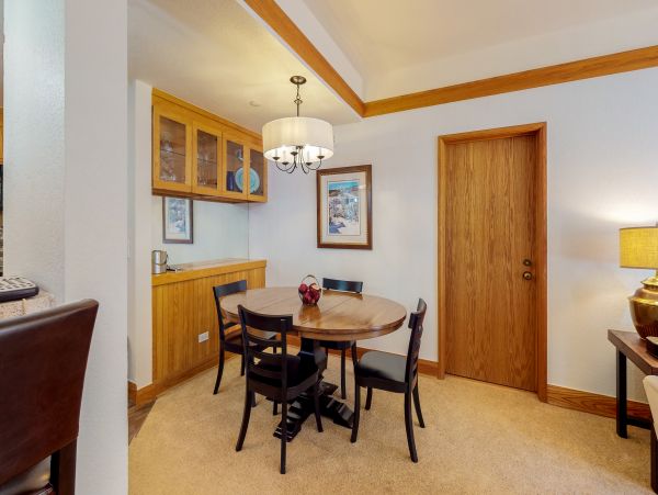 Beaver Creek Bachelor Gulch Condo 953336