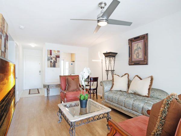 Walk to Beach Naples Vacation Condo Two Bedrooms Sleeps Six