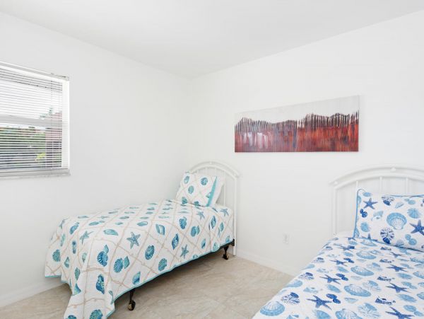 Walk to Beach Naples Vacation Condo Two Bedrooms Sleeps Six