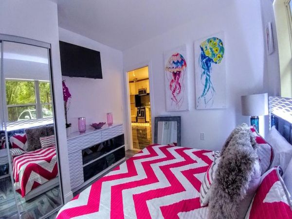 Wonderful Three Bedroom Naples Home