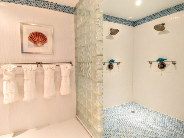 Wonderful Three Bedroom Naples Home