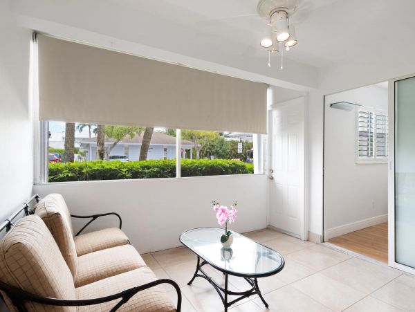 Naples Home 953347