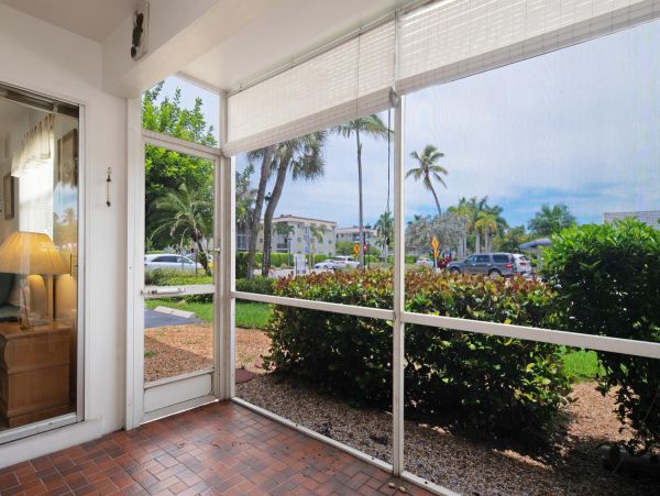 Naples Home 953349