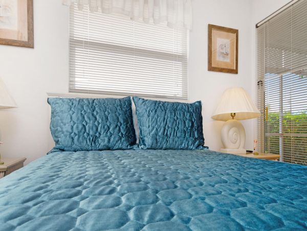 Naples Home 953349