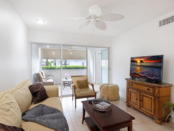 Naples Home 953349