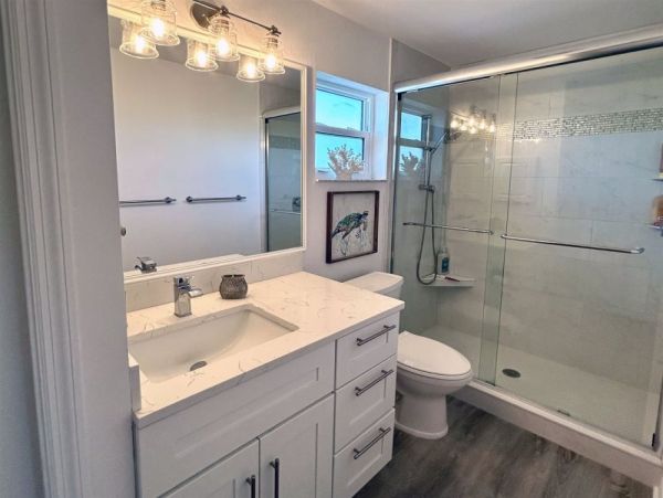 Luxury 4 Bedroom Sanibel Home with Private Caged Pool