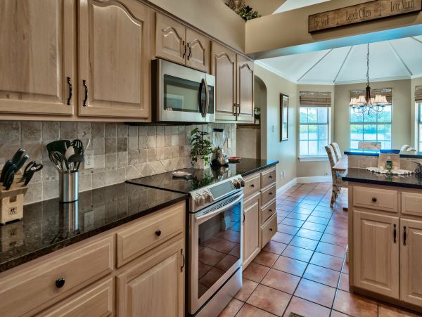 Three Bedroom Destin Vacation Home Sleeps 8 Guests