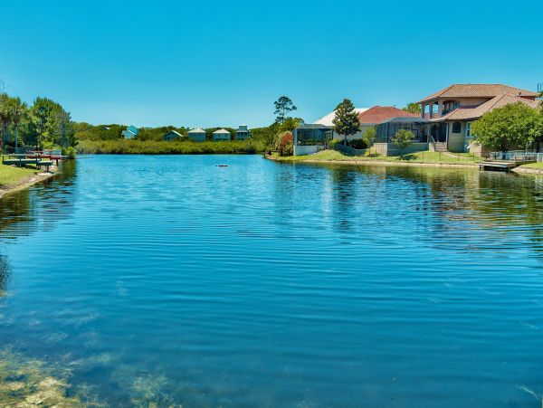Three Bedroom Destin Vacation Home Sleeps 8 Guests