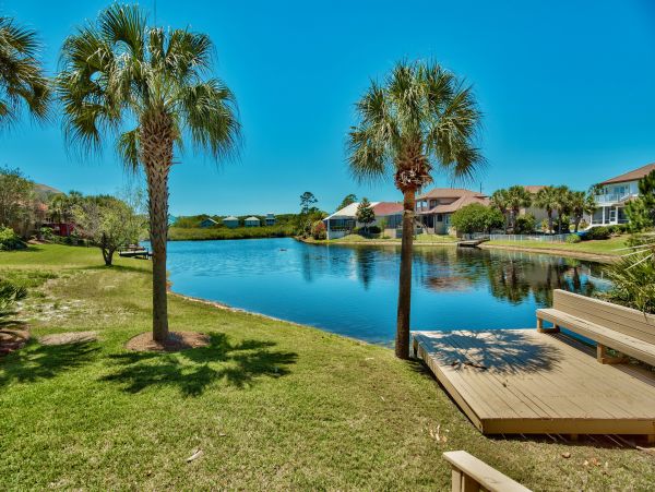 Three Bedroom Destin Vacation Home Sleeps 8 Guests