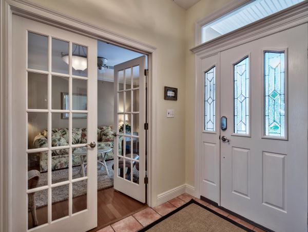 Three Bedroom Destin Vacation Home Sleeps 8 Guests