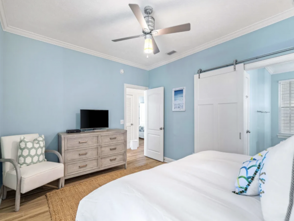 Lovely Seagrove Beach Vacation Rental with Pool