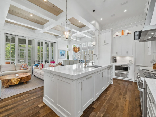 Santa Rosa Beach Elegant Six Bedroom Vacation Rental