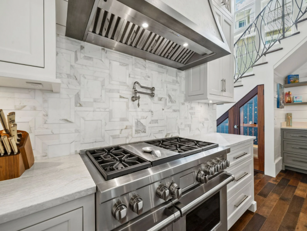 Santa Rosa Beach Elegant Six Bedroom Vacation Rental