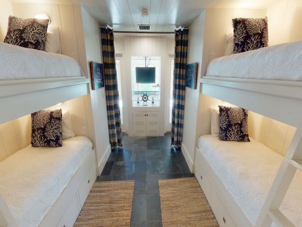Charming Vacation Home Rental on Santa Rosa Beach.