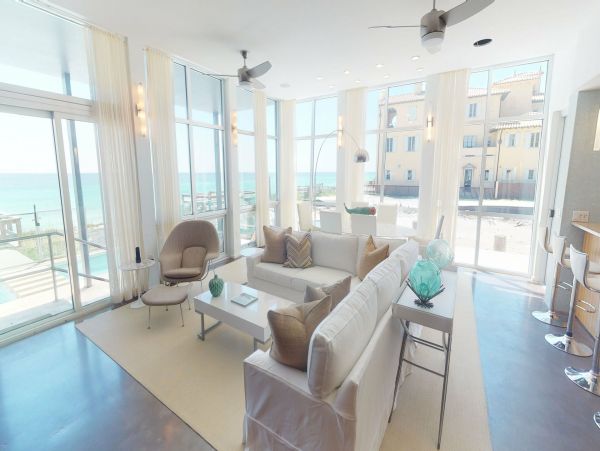 Oceanfront Luxury Home With Five Bedrooms