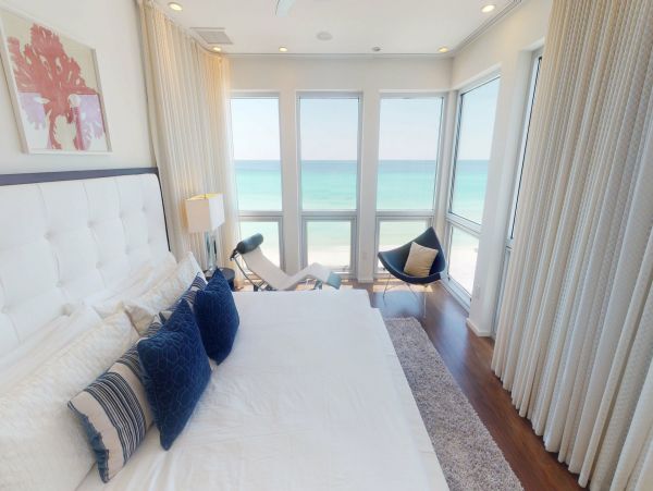 Oceanfront Luxury Home With Five Bedrooms