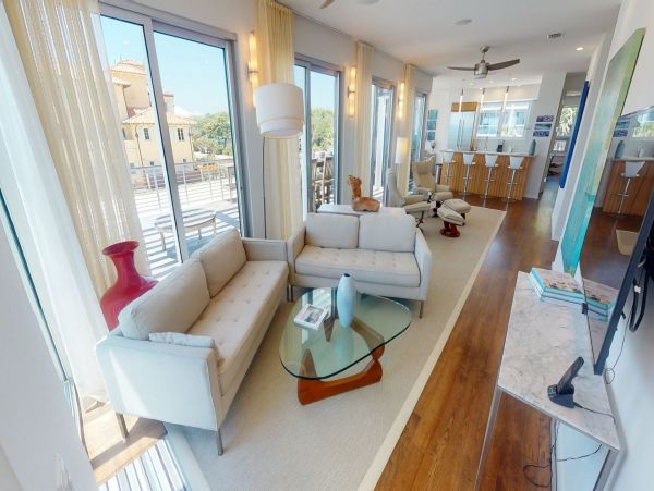 Oceanfront Luxury Home With Five Bedrooms