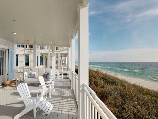 Luxury Beachfront Home With Beautiful Ocean Views Sleeps 10