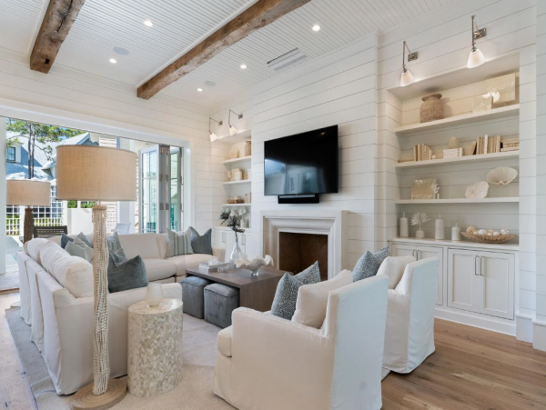 Modern Vacation Rental with 5 Bedrooms