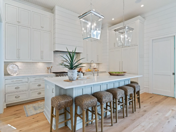 Modern Vacation Rental with 5 Bedrooms