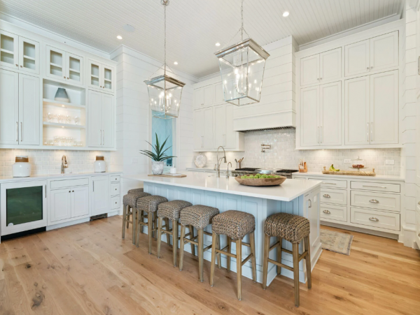 Modern Vacation Rental with 5 Bedrooms