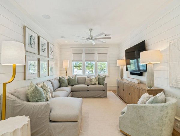 Modern Vacation Rental with 5 Bedrooms