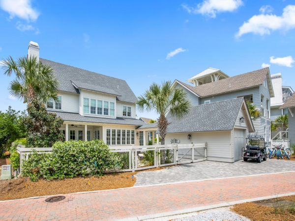 Dream Vacation Rental in Rosemary Beach Awaits You
