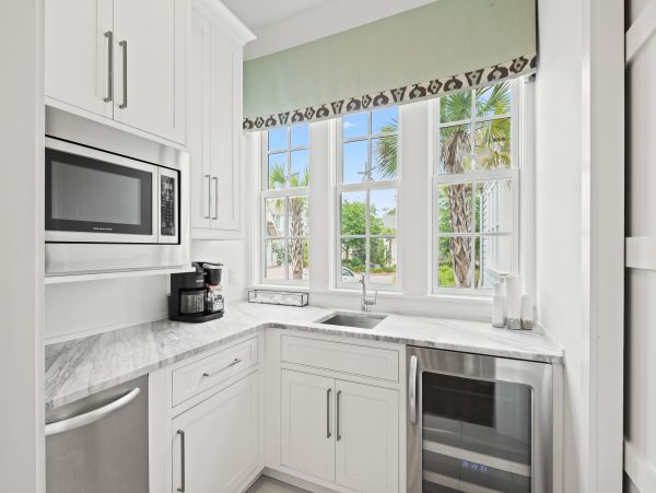 Dream Vacation Rental in Rosemary Beach Awaits You