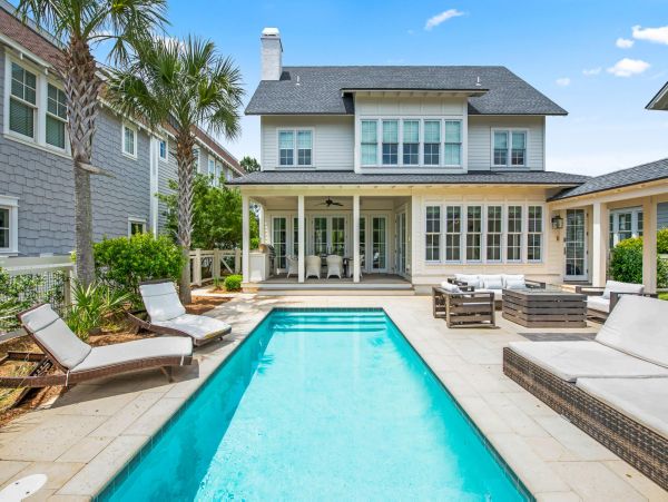 Dream Vacation Rental in Rosemary Beach Awaits You