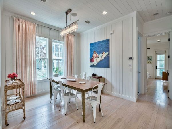 Four Bedroom Stunning Vacation Rental in Santa Rosa Beach