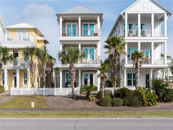 Luxury 6 Bedroom Home, with Gulf Views