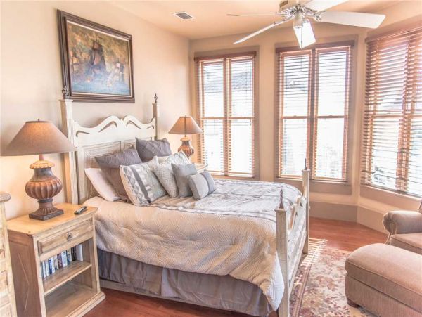 Four Bedroom Dune Allen Vacation Home Steps to Beach