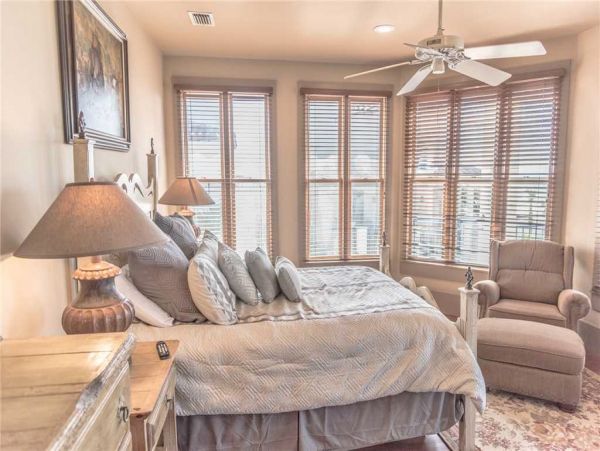 Four Bedroom Dune Allen Vacation Home Steps to Beach
