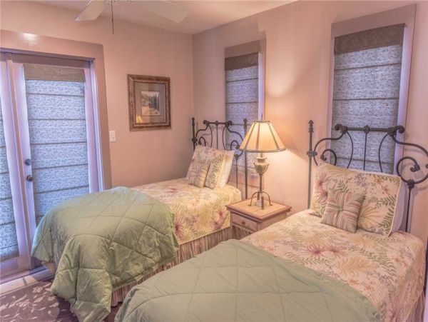 Four Bedroom Dune Allen Vacation Home Steps to Beach
