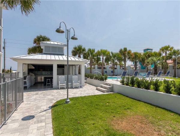 Walk to Beach 6 Bedroom Santa Rosa Home Gulf Views & Pool