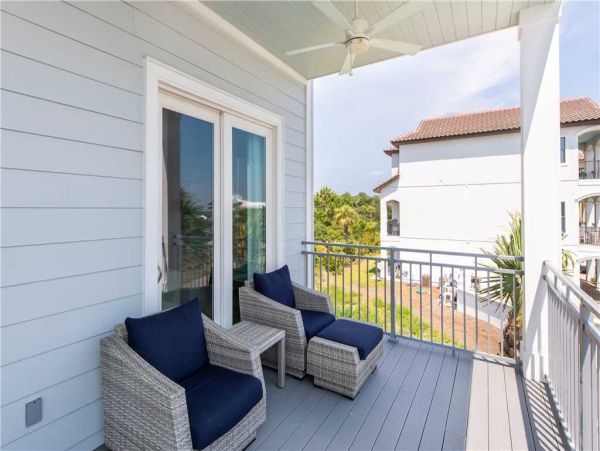 Walk to Beach 6 Bedroom Santa Rosa Home Gulf Views & Pool