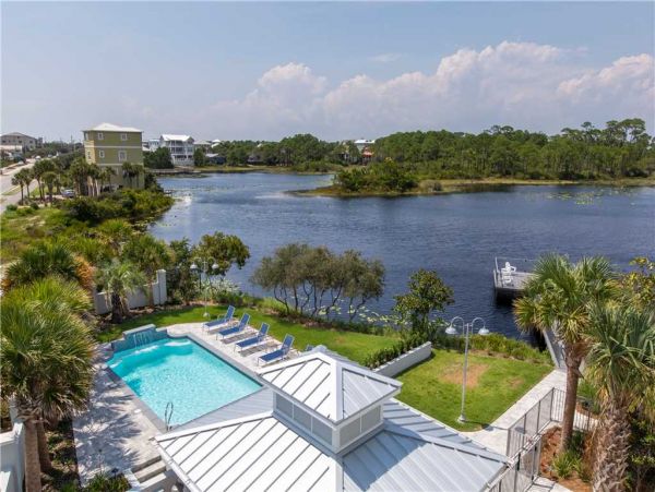 Walk to Beach 6 Bedroom Santa Rosa Home Gulf Views & Pool