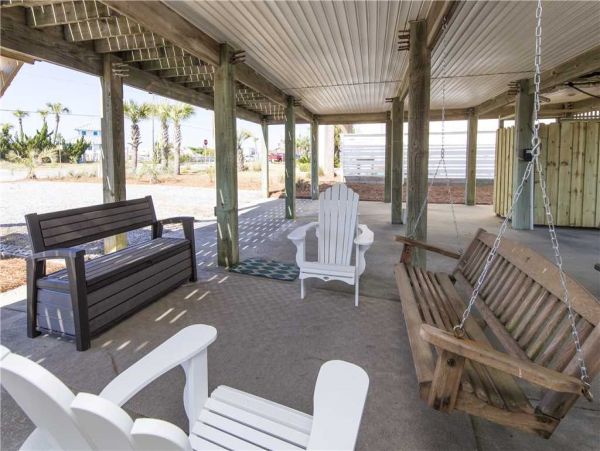 Dune Allen Vacation Cottage across from public beach