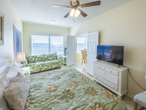 Dune Allen Beach Gulf Front Rental - 30A Beachfront Wedding & Reunion House