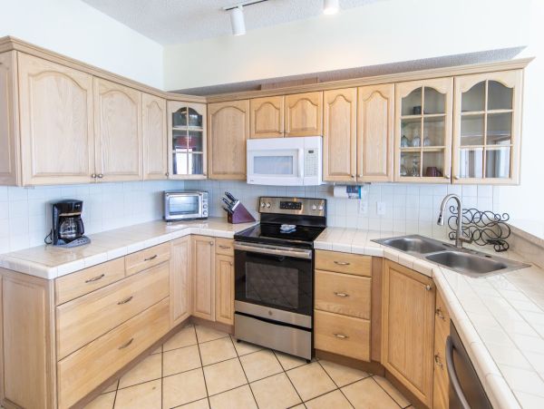 Dune Allen Beach Gulf Front Rental - 30A Beachfront Wedding & Reunion House
