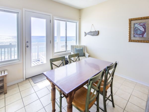 Santa Rosa Beach Condo with 4 Bedrooms