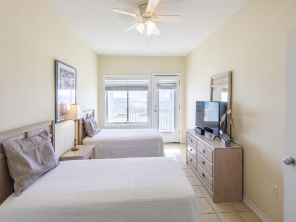 Santa Rosa Beach Condo with 4 Bedrooms