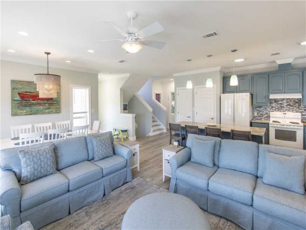 Stroll Onto the Beach from this Amazing Vacation Home