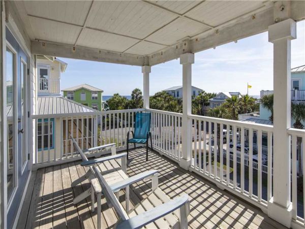 Stroll Onto the Beach from this Amazing Vacation Home